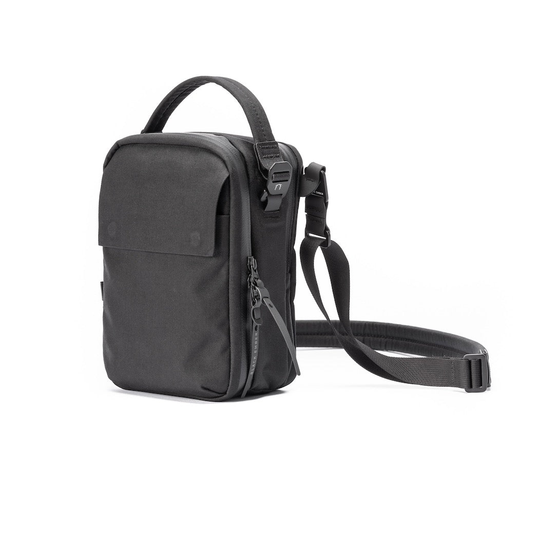 Kompak Shoulder Bag – UrbanCred