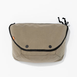 1733 Messenger 9L - Crinkle Nylon