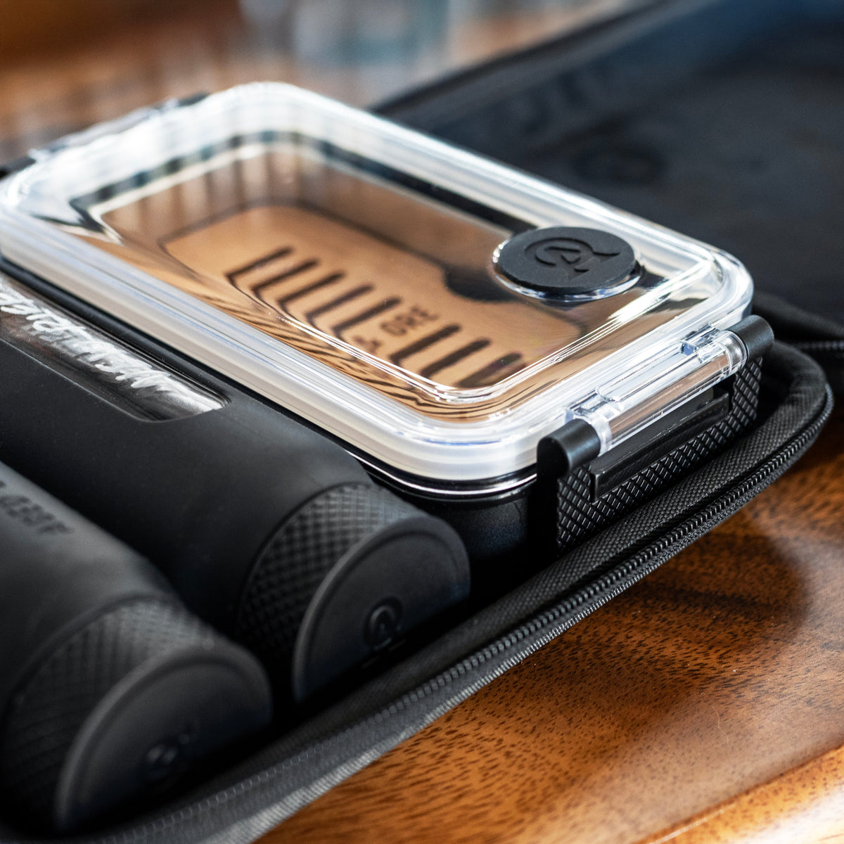 Aged & Ore Travel Humidor - view 6