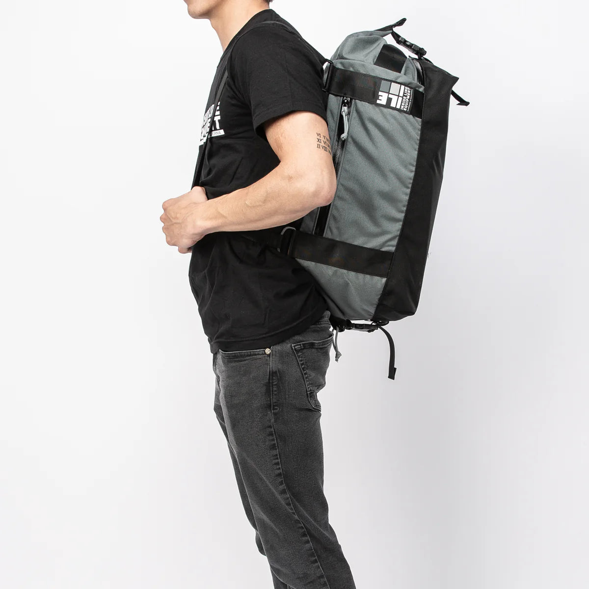 Arid Duffle 32L: UX10