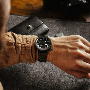Diver 2.0 in black on the wrist
