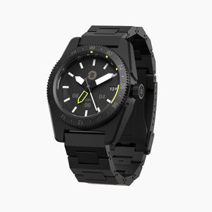 Diver GMT in black, angled view