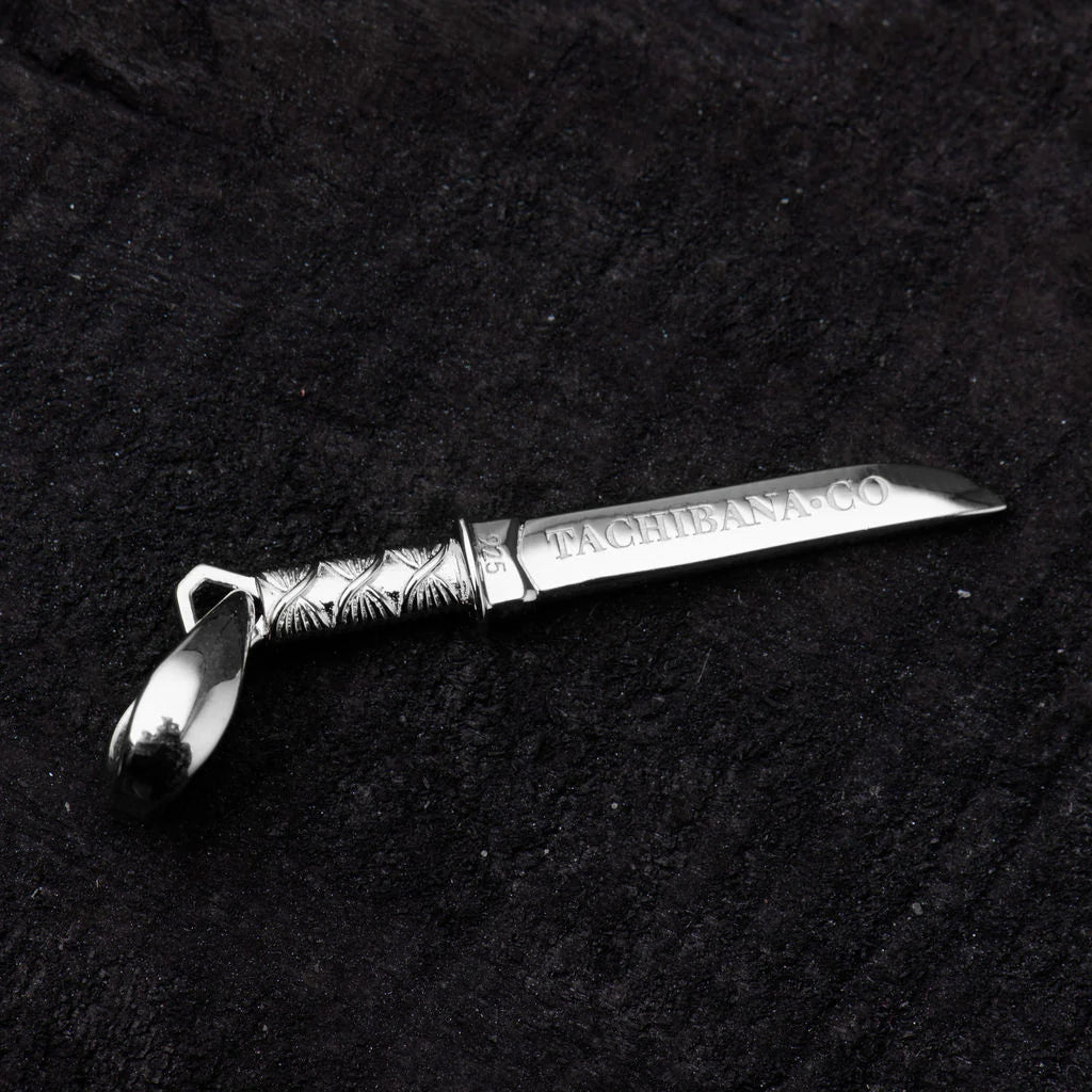 Tanto Short Sword Amulet