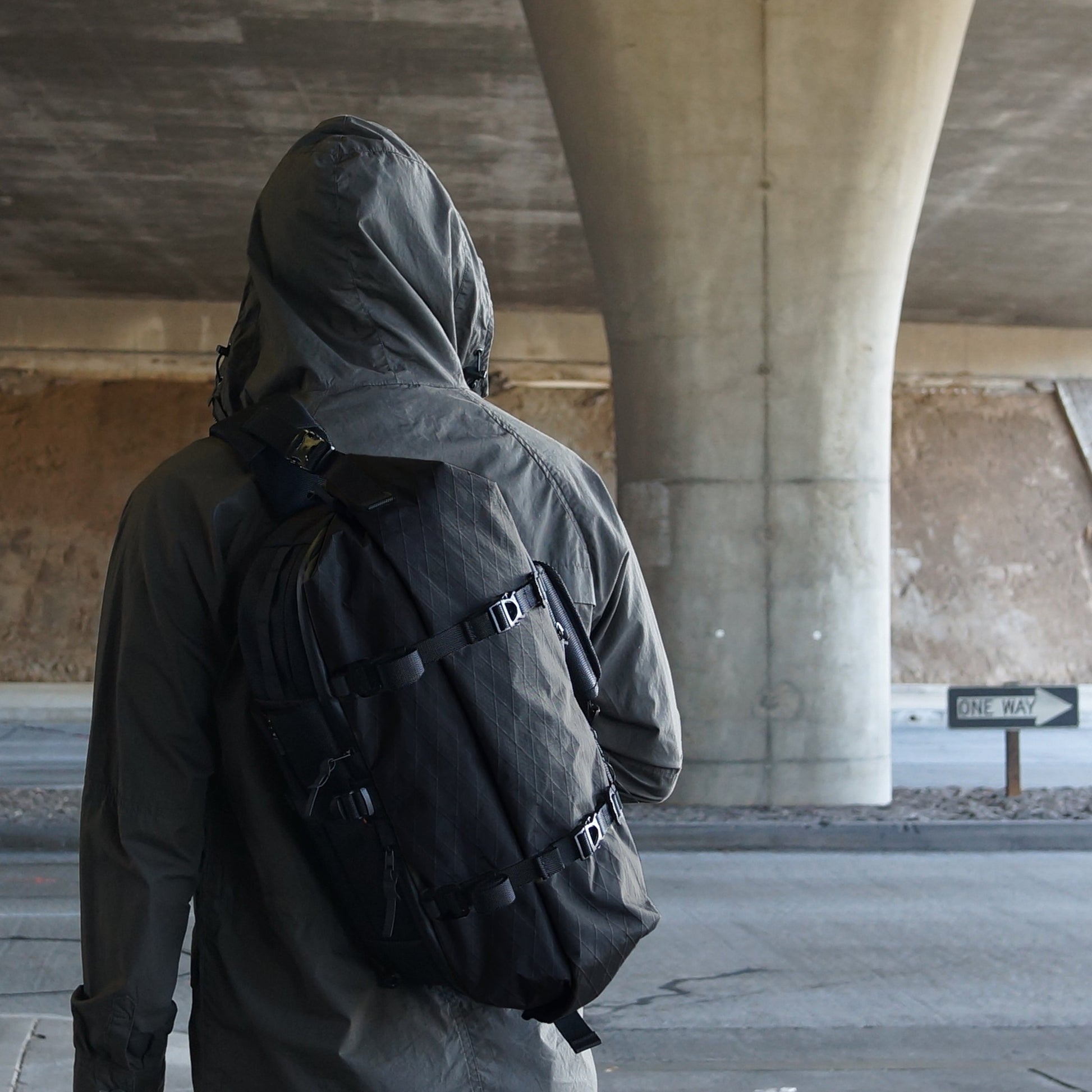 X-PAK - Sling Pack (L) - UrbanCred