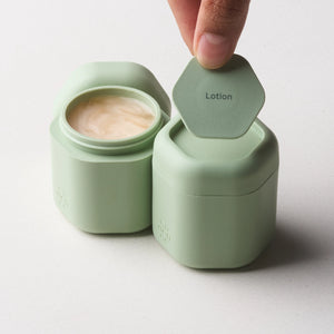 Hair Duo shampoo and conditioner travel capsules