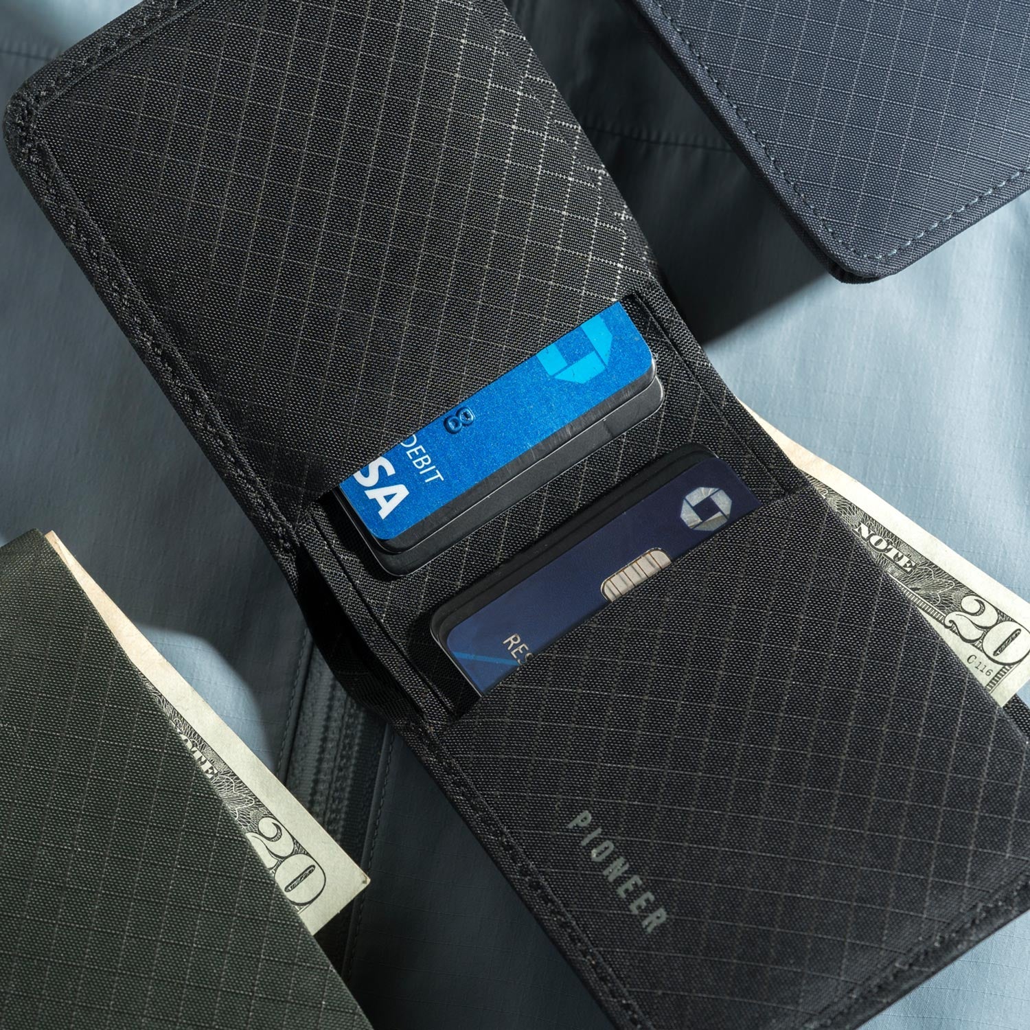 Flyfold Wallet